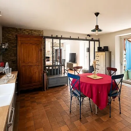 Vakantiehuis La Pallardiere - Maison De Campagne 1 A 15 Pers
